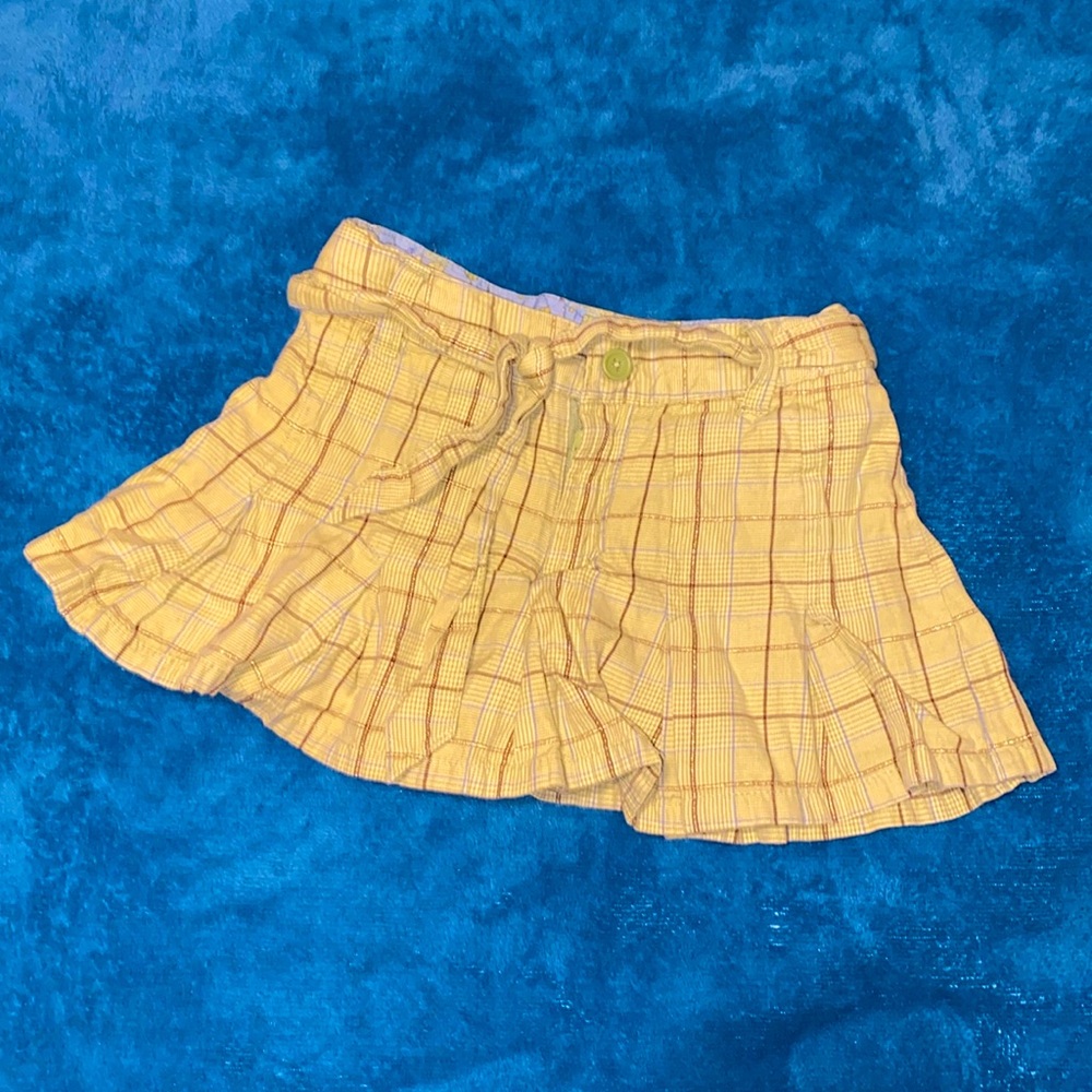Must Bundle For $3 Deal! Adorable green plaid skirt girls Small (6/6x)